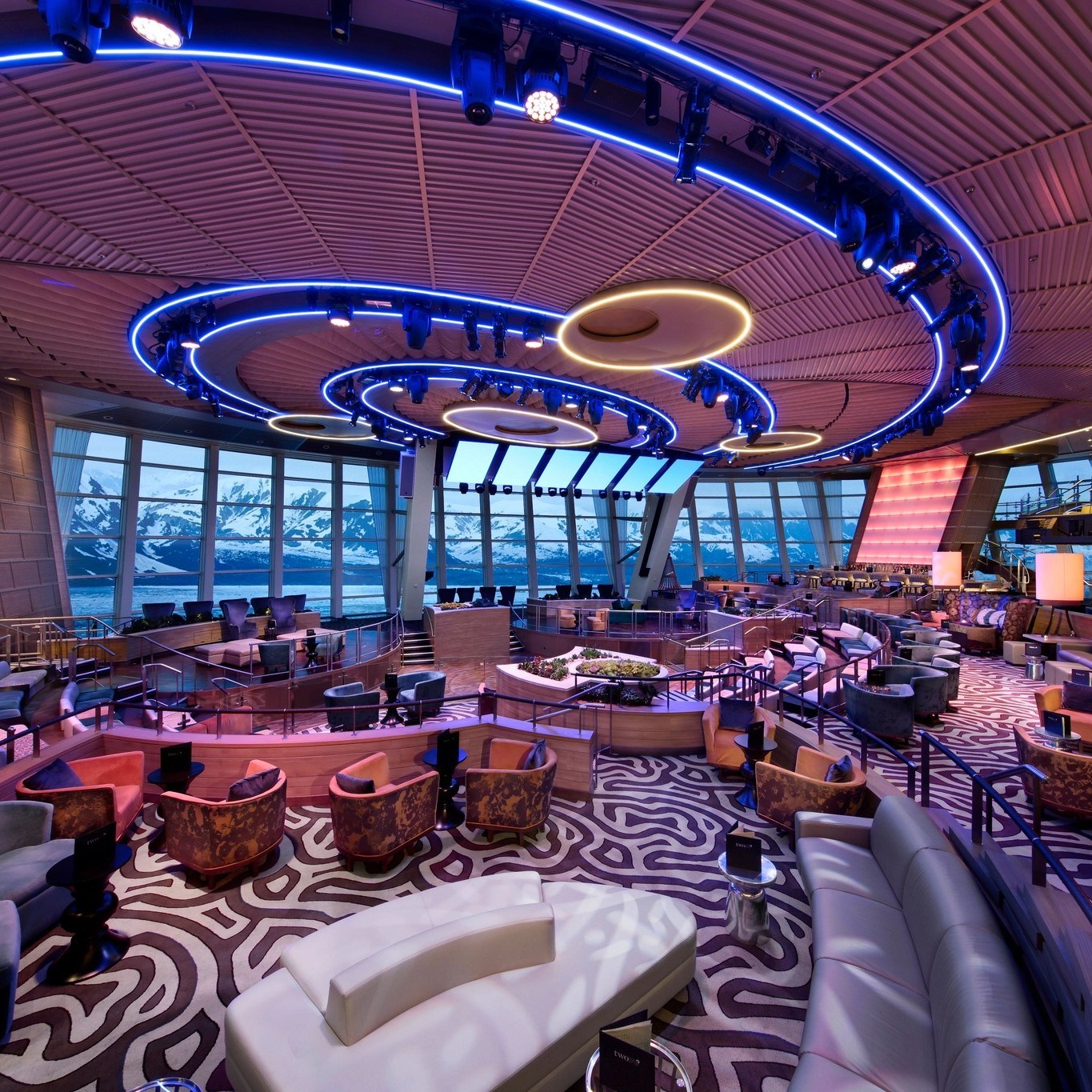 LUXE by itravel with Roslyn Ranse