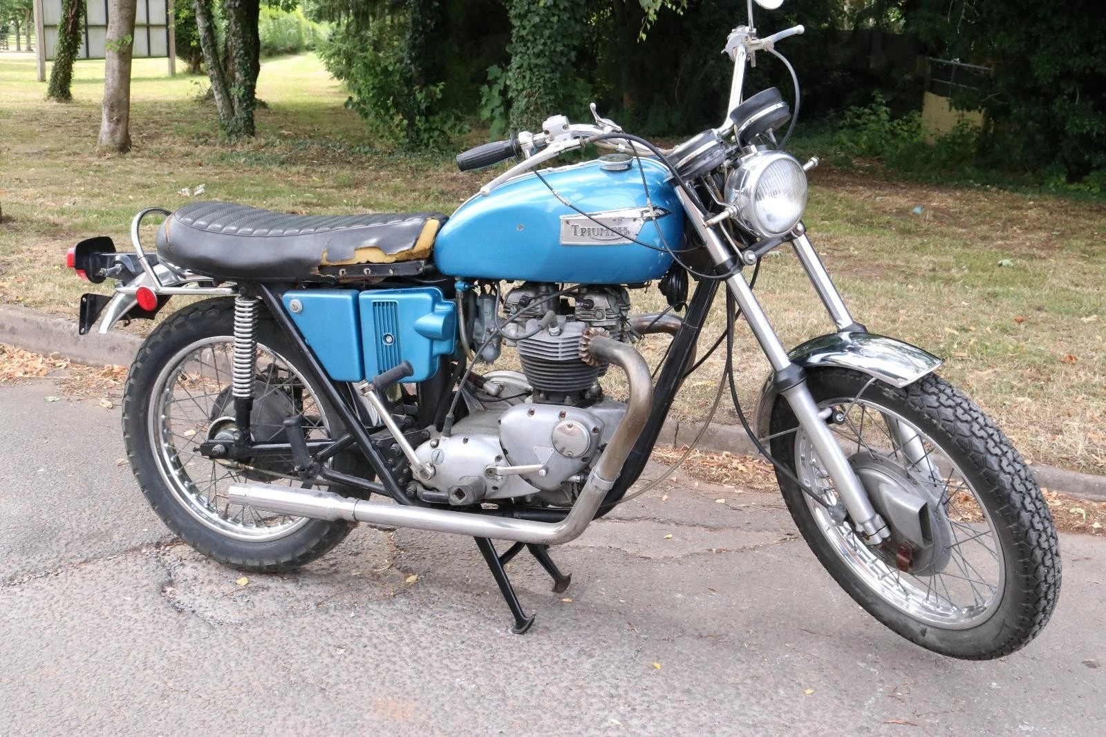 【レア希少】TRIUMPH T25　オリジナルタンク　英車　BSA 当時物 レア希少】TRIUMPH T25オリジナルタンク英車BSA 当時物