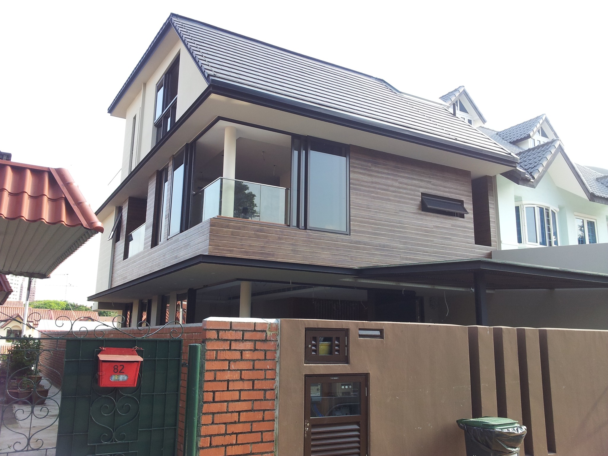 Builder Age - New Build @ Thomson Ridge. Demolish existing...