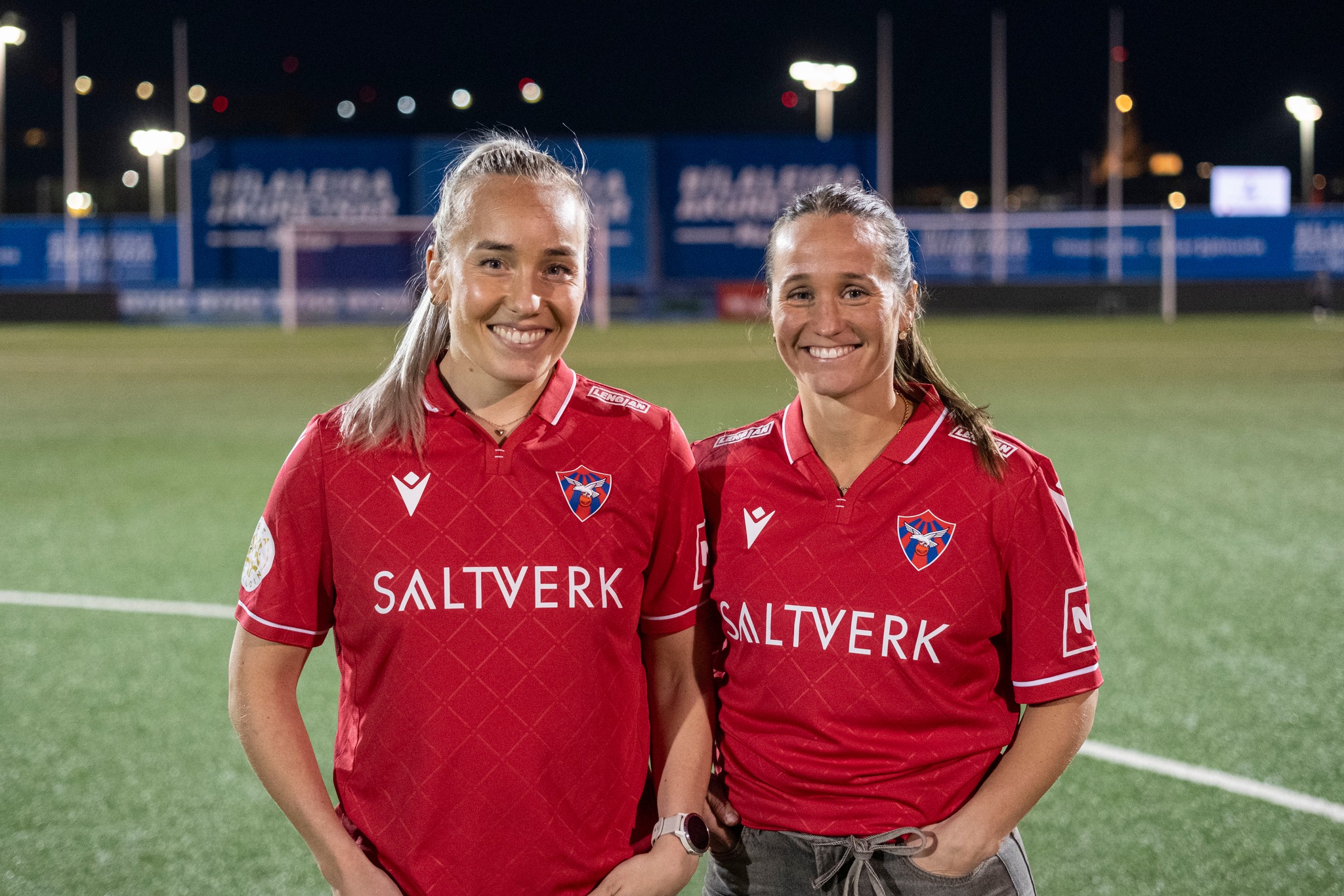 Valur - Elísa og Fanndís framlengja Líkt og fram hefur komið í ...