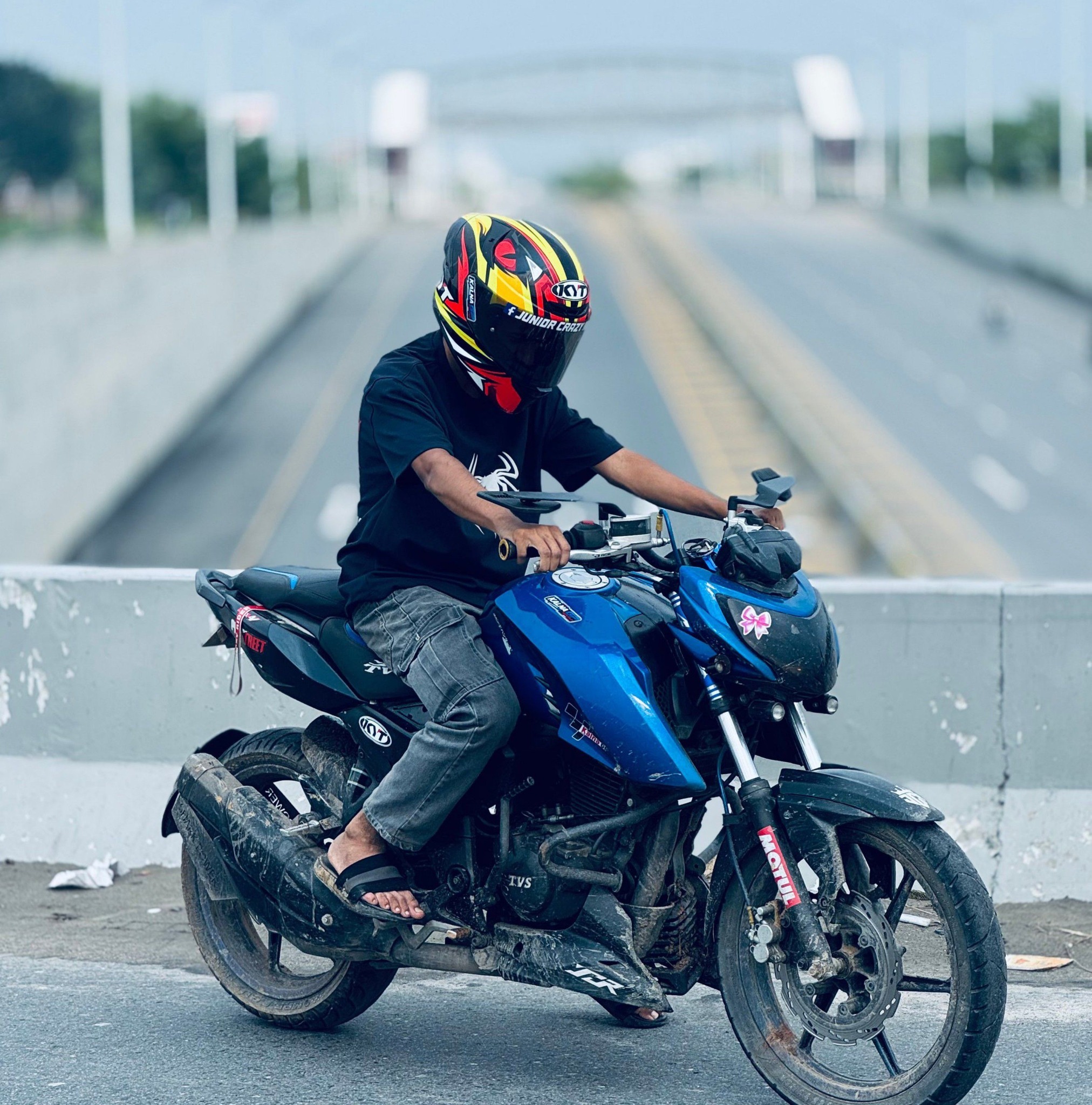 Night Out 🤍🤍 | Junior Crazy Rider