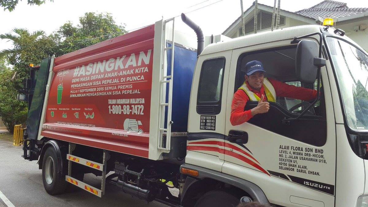 Khairy Plays Bangladeshi Worker In Alam Flora Awareness Video Malaysia Malay Mail
