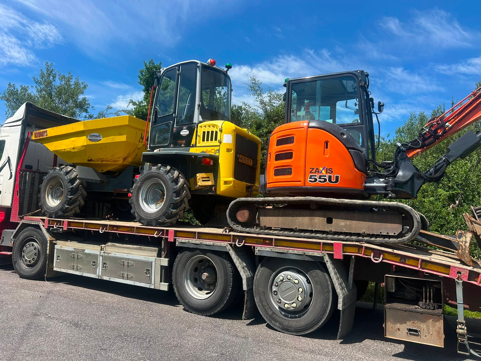 ✓ A very tidy original Hitachi ZX55U-6 heading to its new home in