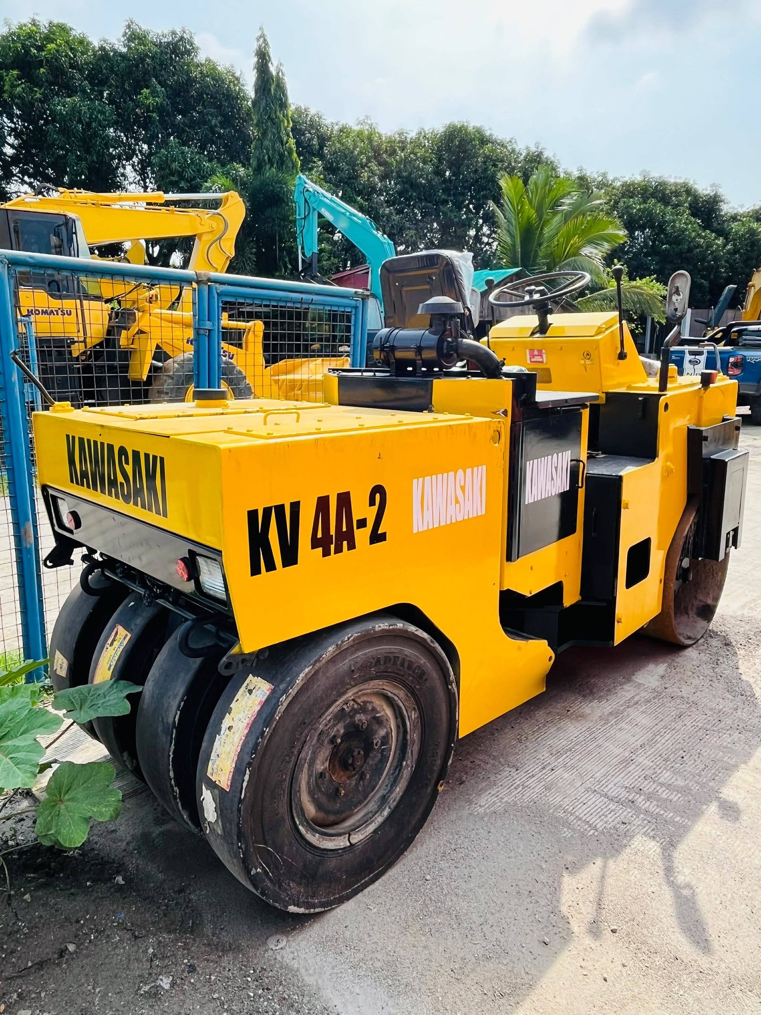 Power Meets Performance. The Kawasaki KV 4A-2 4-Ton Single Drum