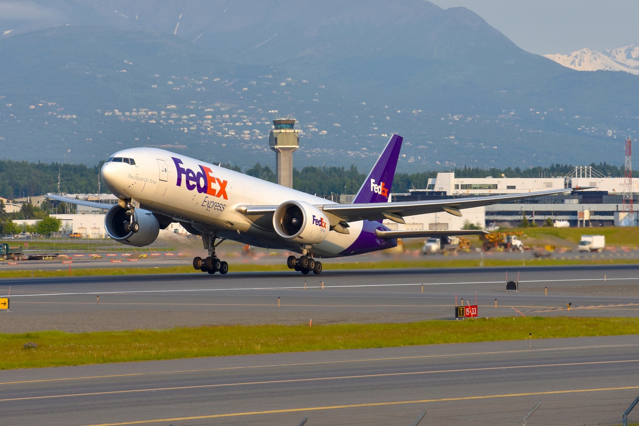 Fedex Boeing 777-200F flight details