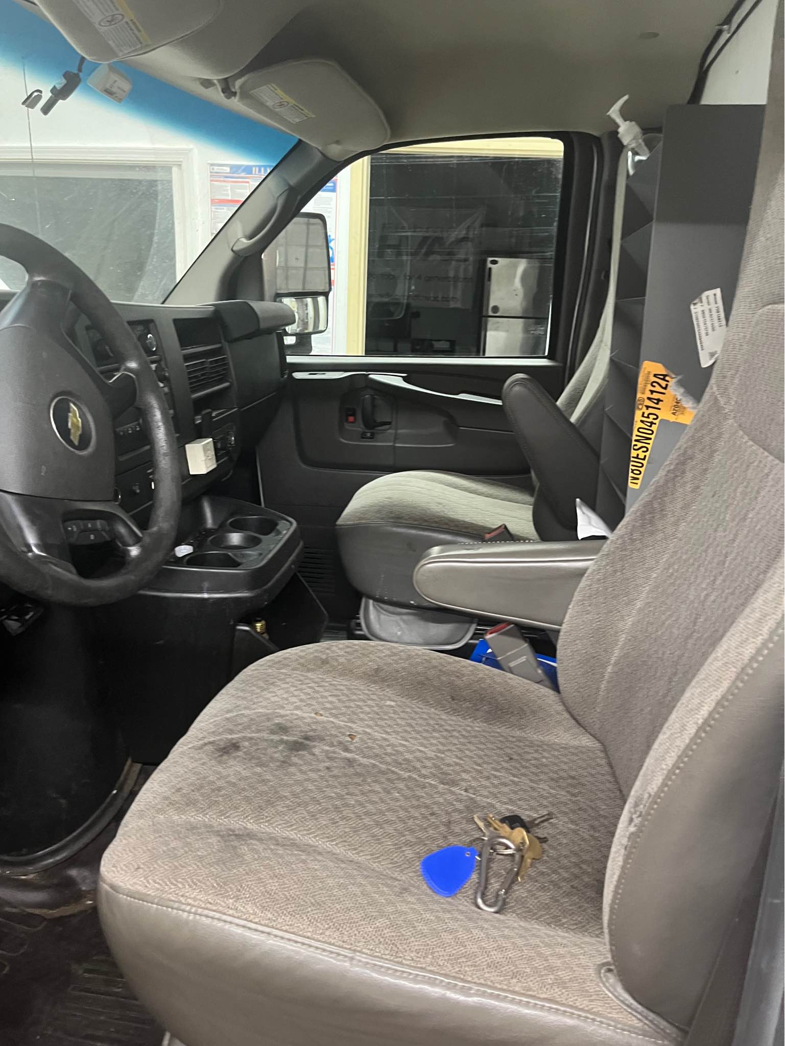 Interior Door Handle For 96-2015 Chevrolet Express 2500