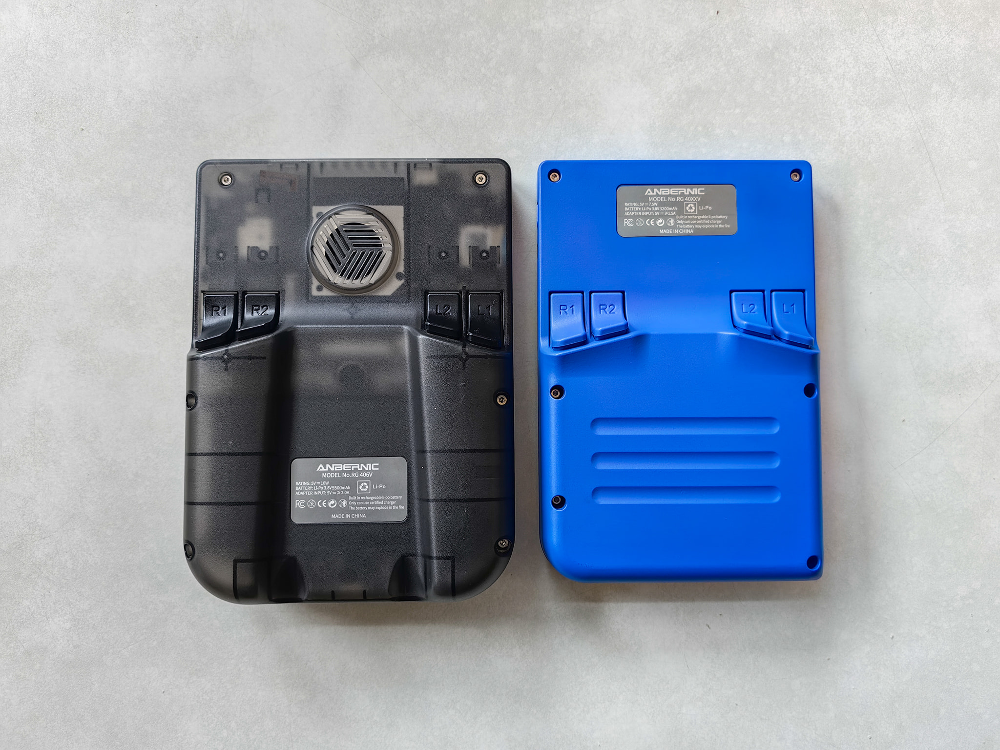 Which is better, Anbernic RG406H or Mangmi Air X?