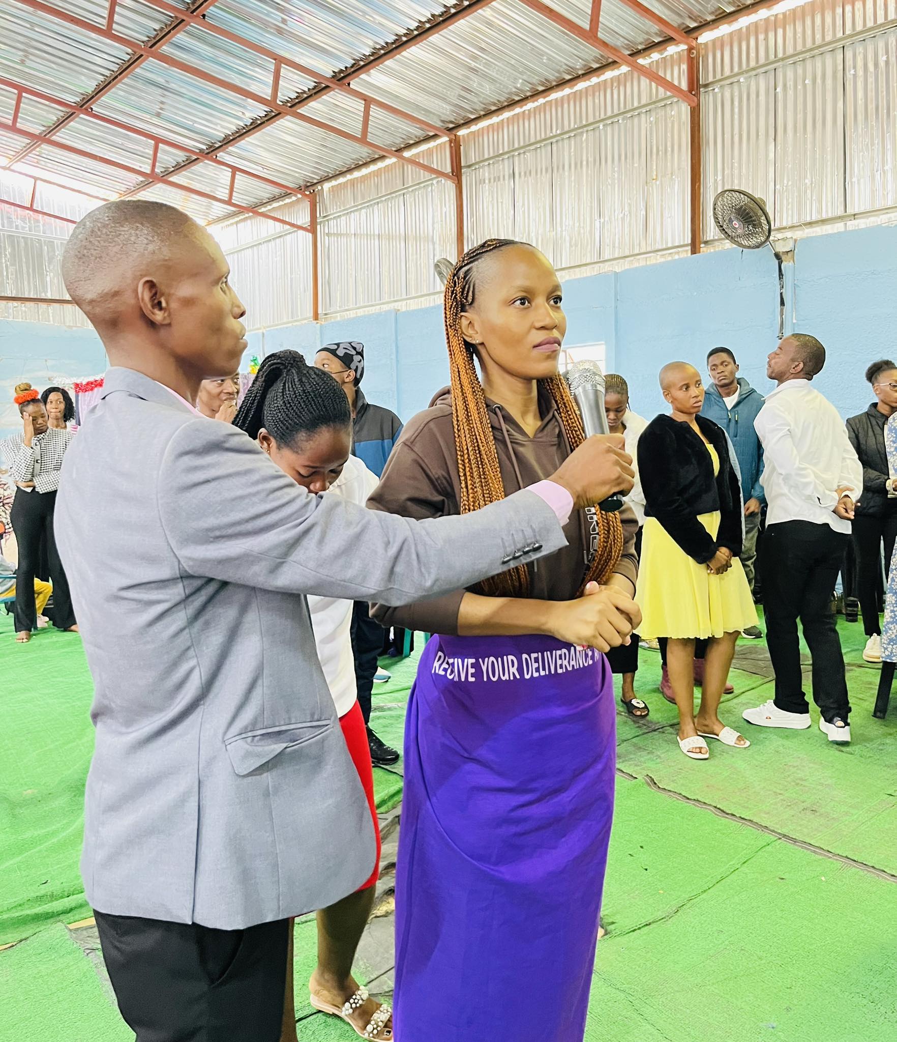 lady and sons dress code PROPHECY || INTERNATIONAL BLESSINGS OPEN Prophecy located this lady, the Prophet congradulated her. The Son of God asked the if she believed and later revealed that she had been praying 42 Hips