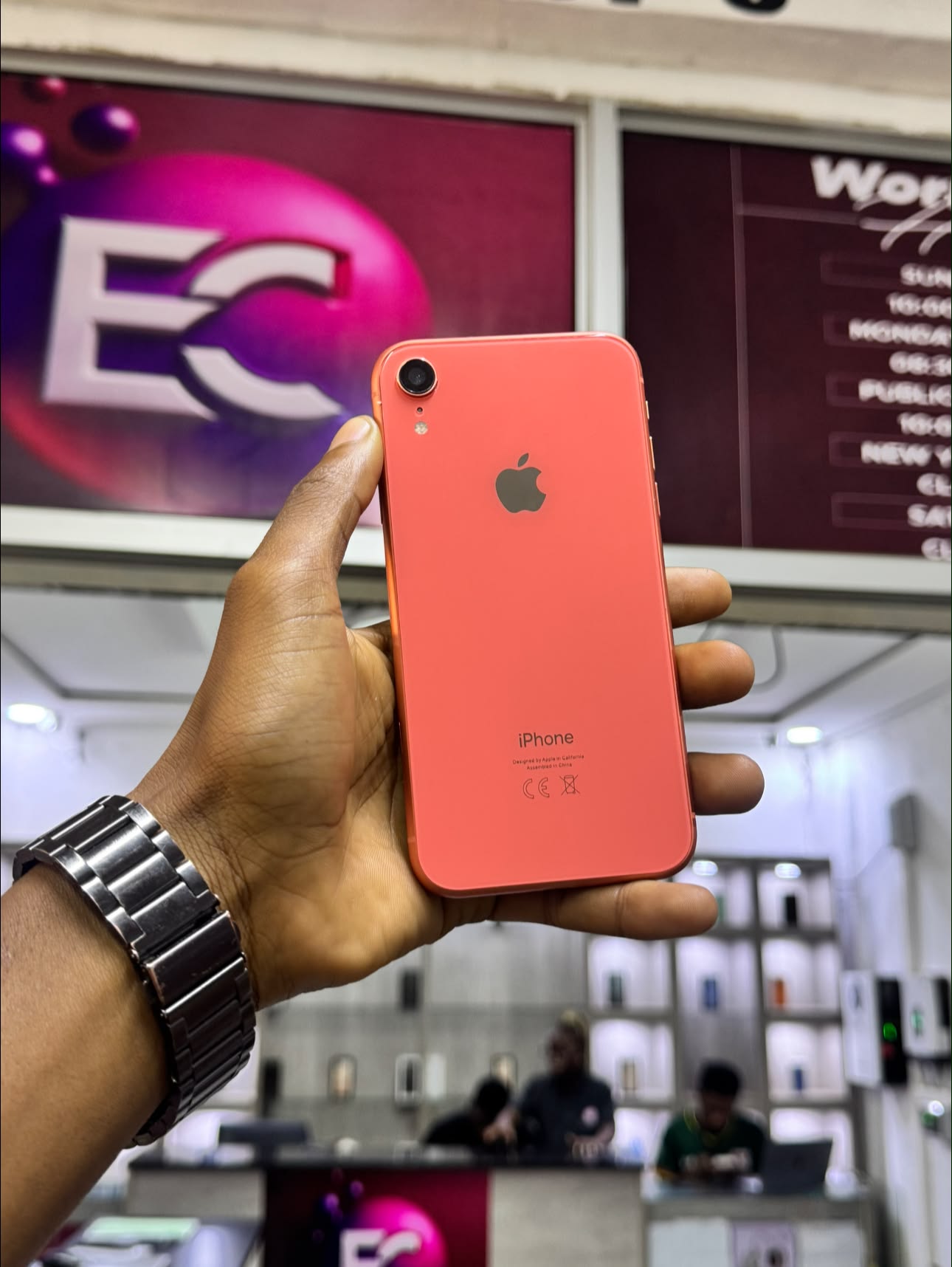 🚨Give away! -iPhone XR 128GB K3299 Only Battery 100% Face ID