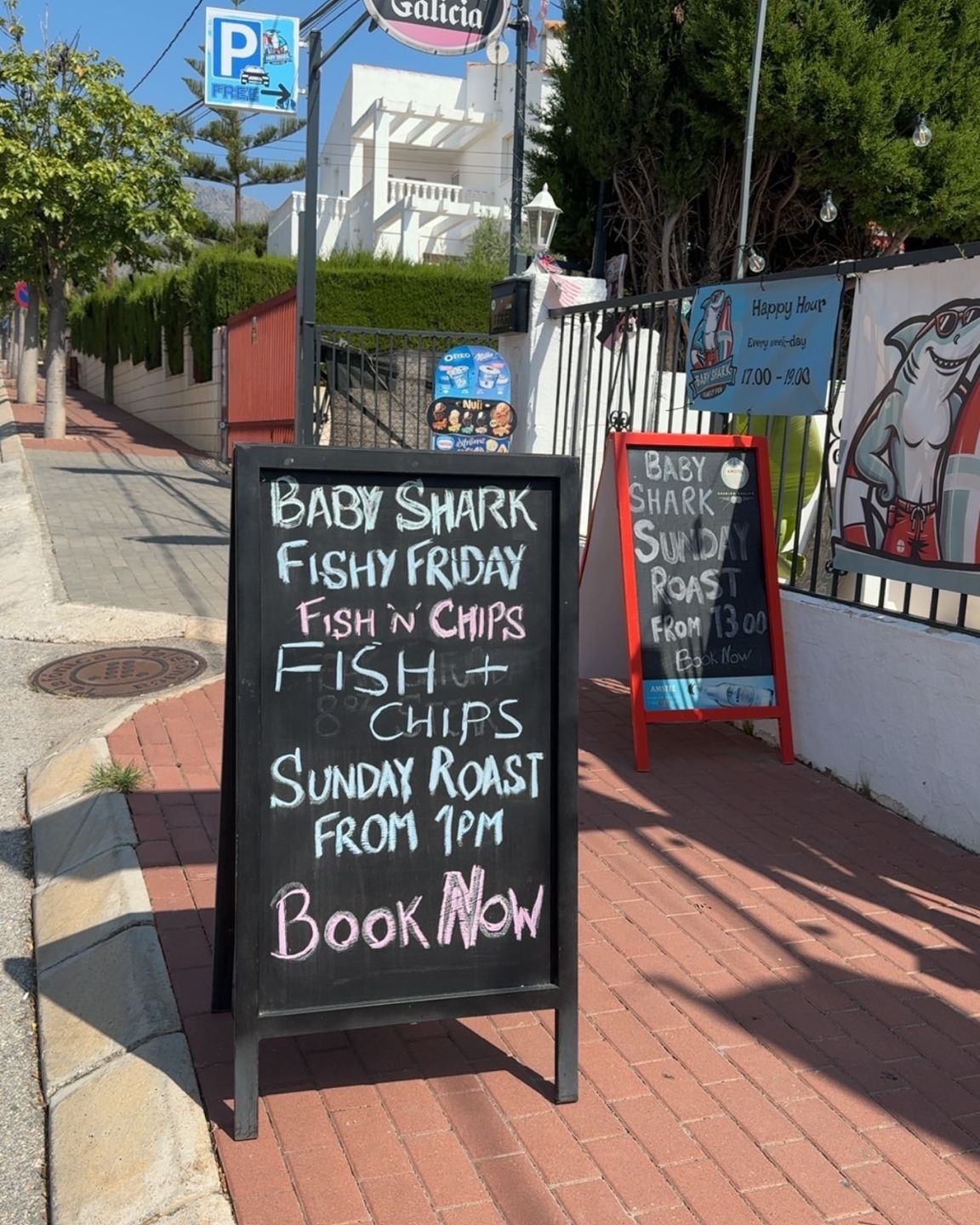 Baby Shark Family Friendly Pub | La Nucía