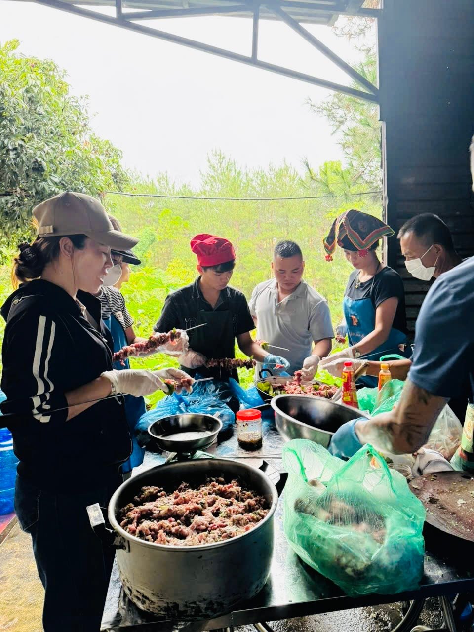 Nhà hàng Dân Tộc Quán- Điện Biên Phủ | Dien Bien Phu