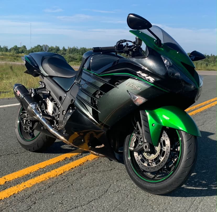 Kawasaki Ninja ZX 14R | Facebook