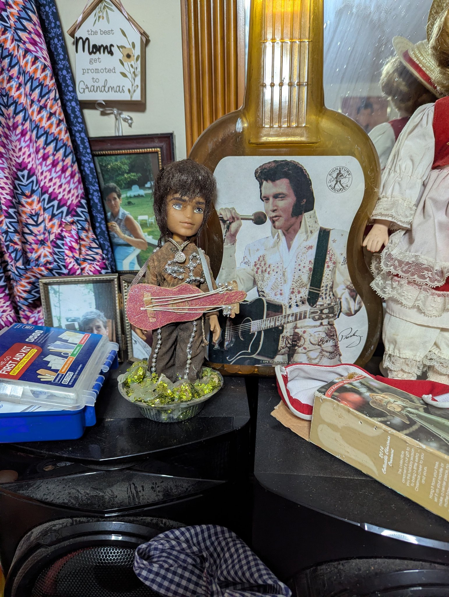 The 1984 Elvis Presley doll by World Doll is an officially