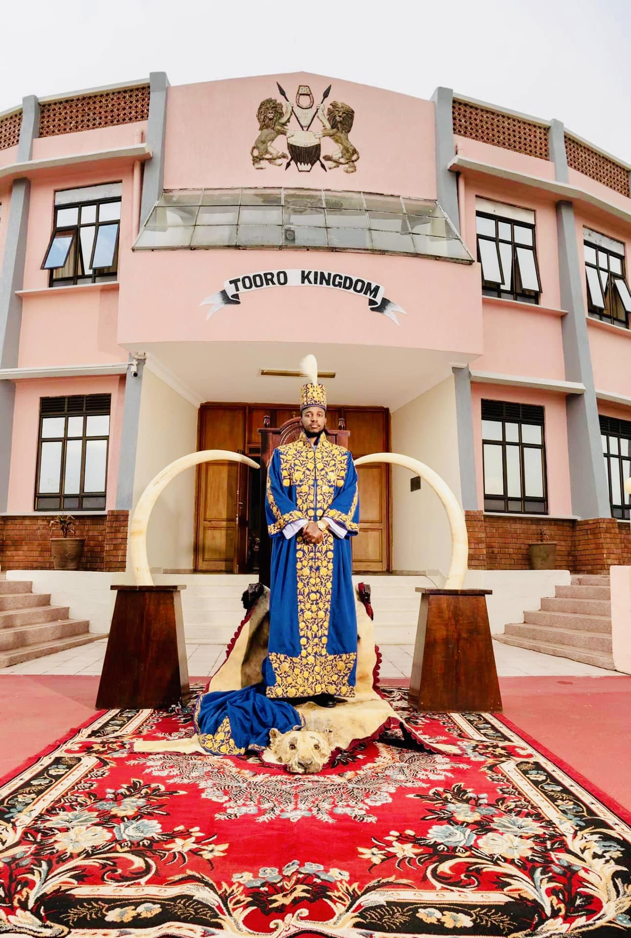 aziz-warmest-congratulations-to-his-majesty-king-oyo-nyimba-kabamba