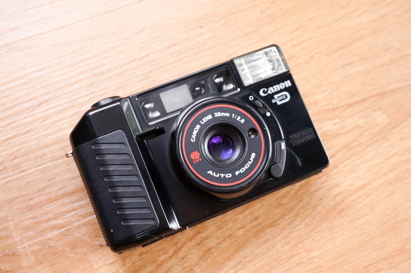 Canon Autoboy S II camera features