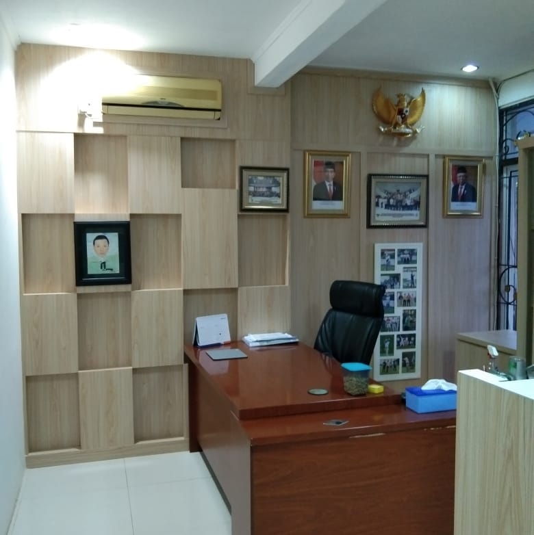 Fabila Furniture Ganda