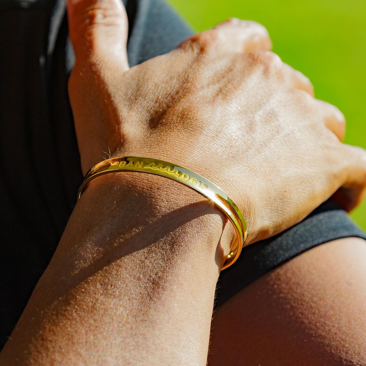 BANDELとのコラボアイテム第3弾 BANDEL×muta Titanium Bangle Waveが