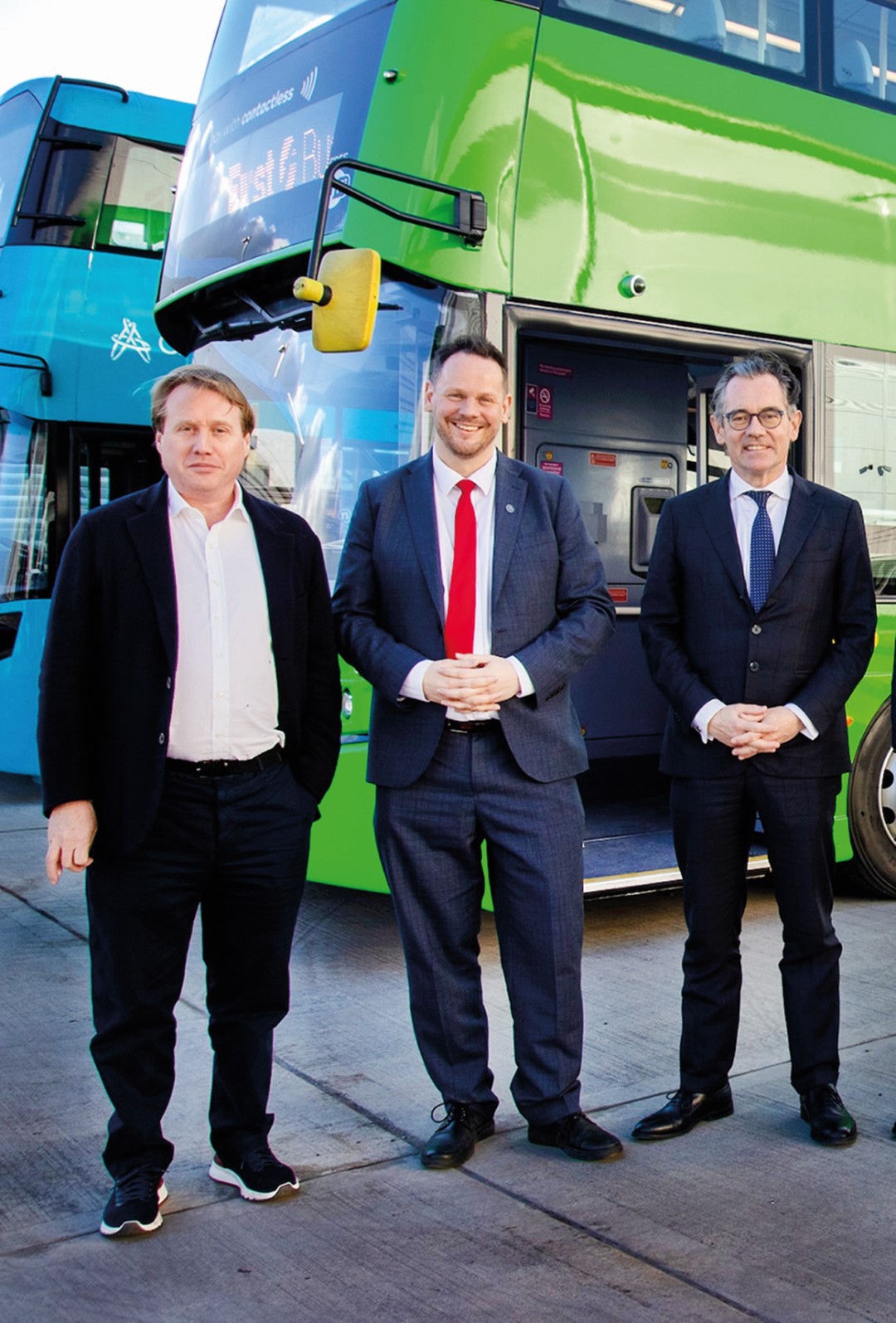 Coach - Wrightbus says it will create 50 additional jobs in Oxfordshire ...