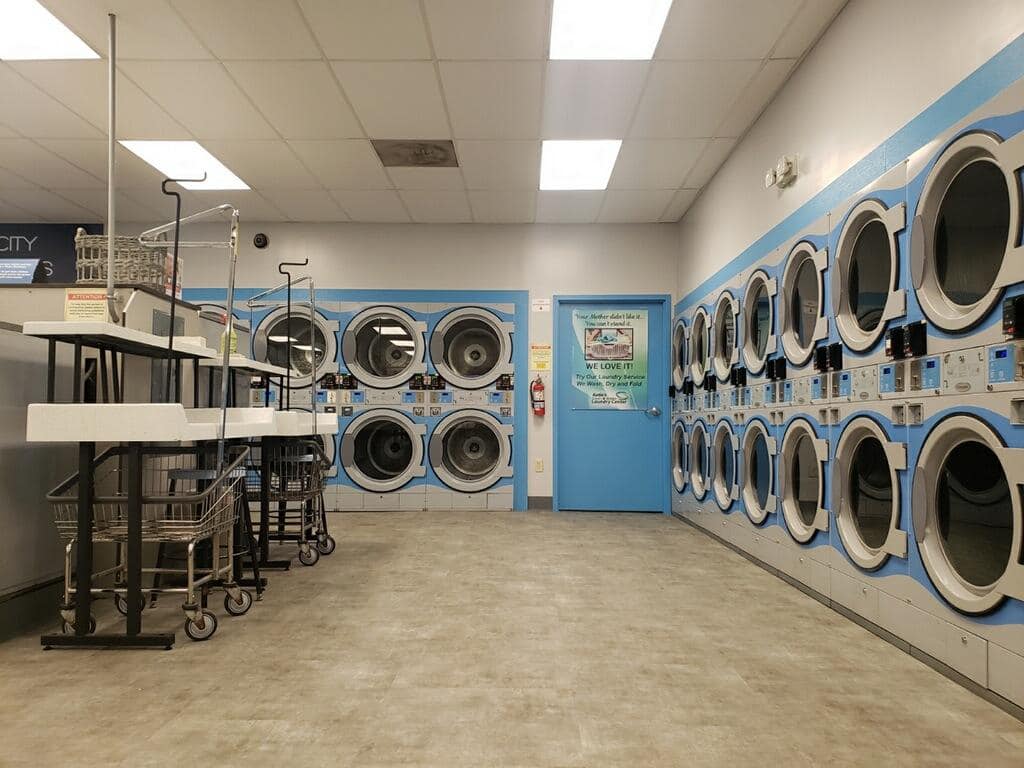 Katie's Clean and Green Laundry Center | Lakewood OH