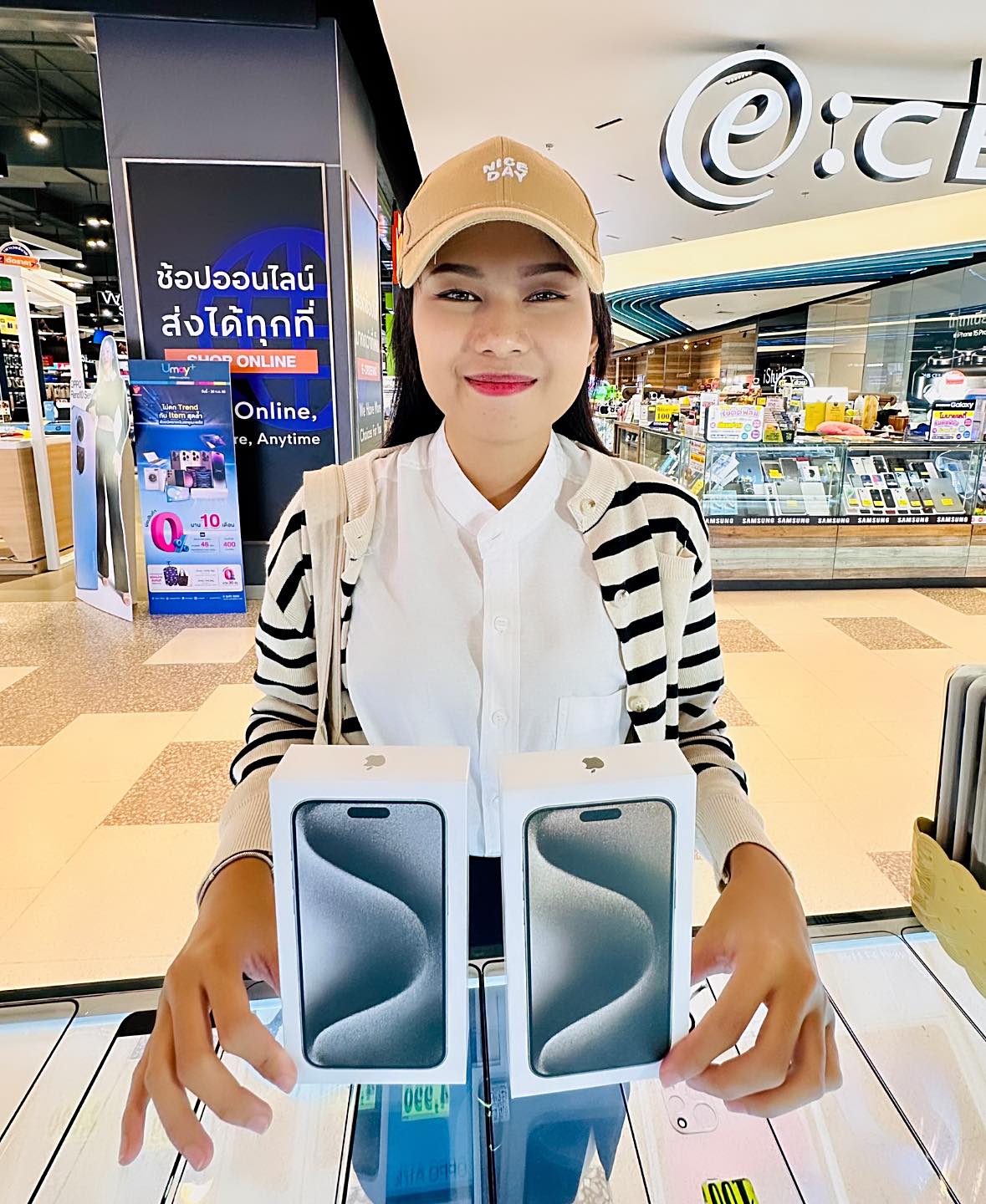 AA.Mobile - AA.Mobile และทีมงาน ขอกราบขอบพระคุณ...