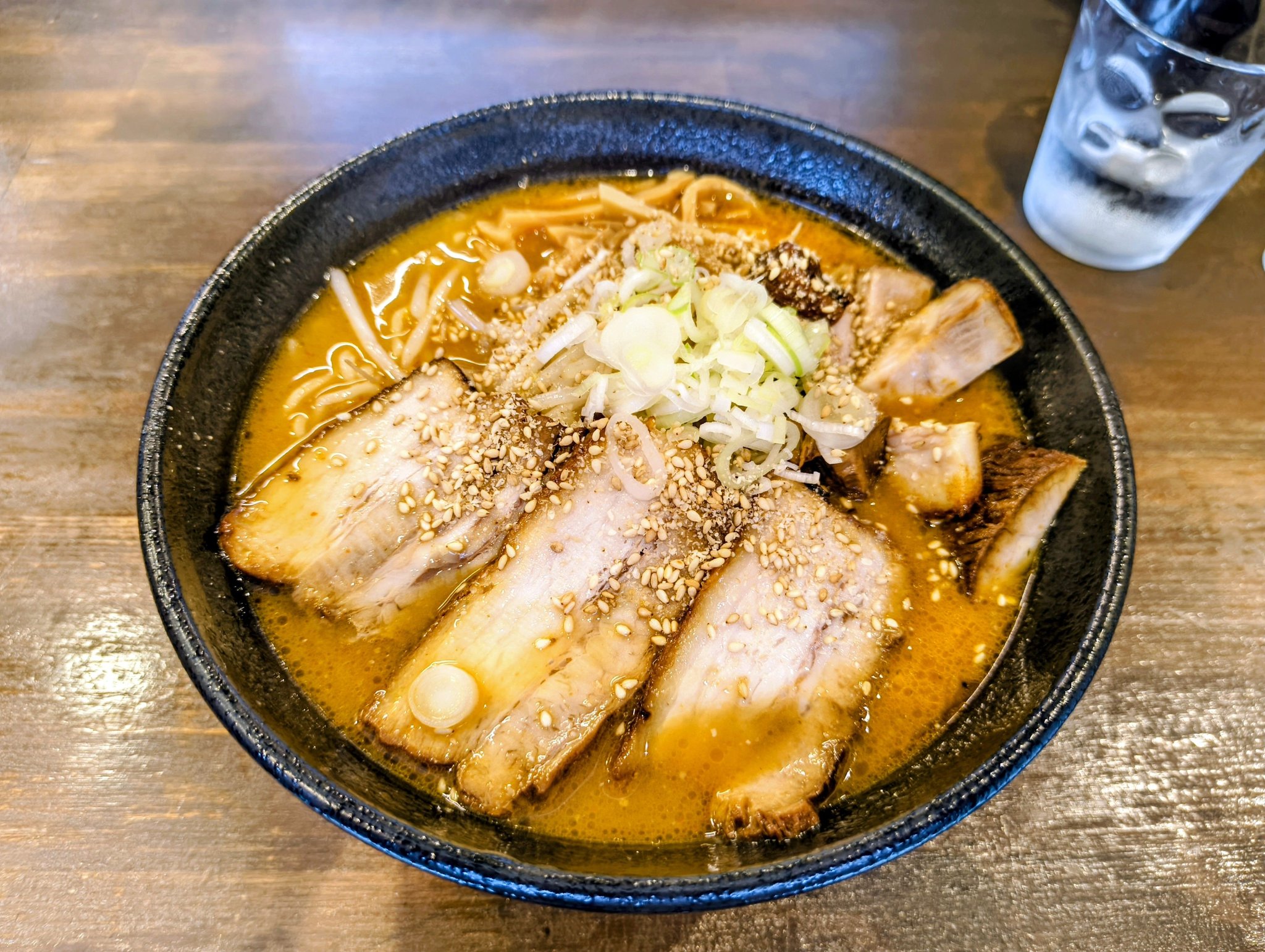 酒田市 珈琲貴族 冷やし中華 すんごい具の量😂 店名に珈琲が入ってい