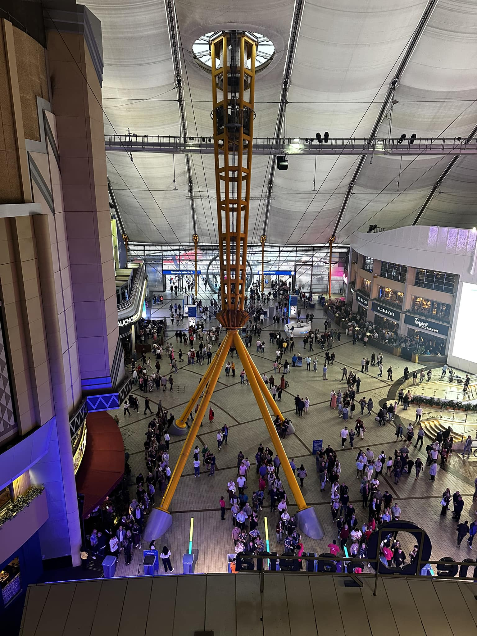 Harts - Jason, Danny & Matt are currently at the O2 Arena to watch ...