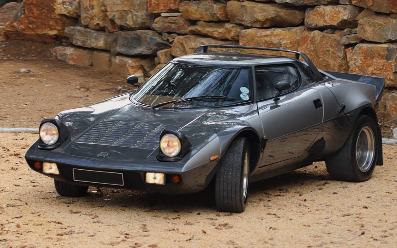 Porsche - ⚠️ Pour lire l'article 👇👇 https://delessencedansmesveines.com ...