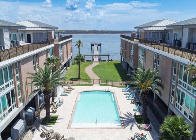 Port A Escapes - 🌊🎣 Luxury Waterfront Stay at Channelview... | Facebook