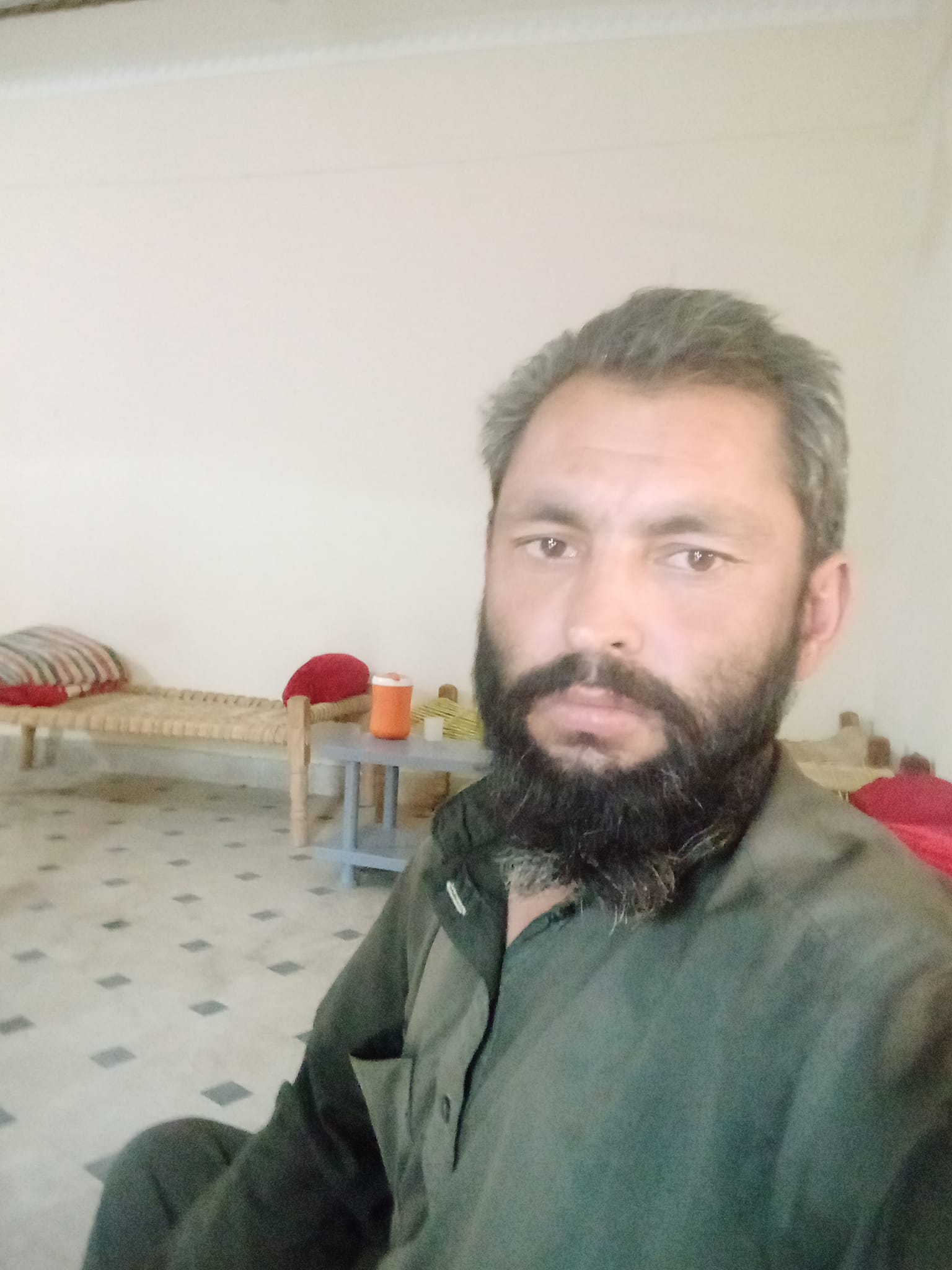 esa-khan