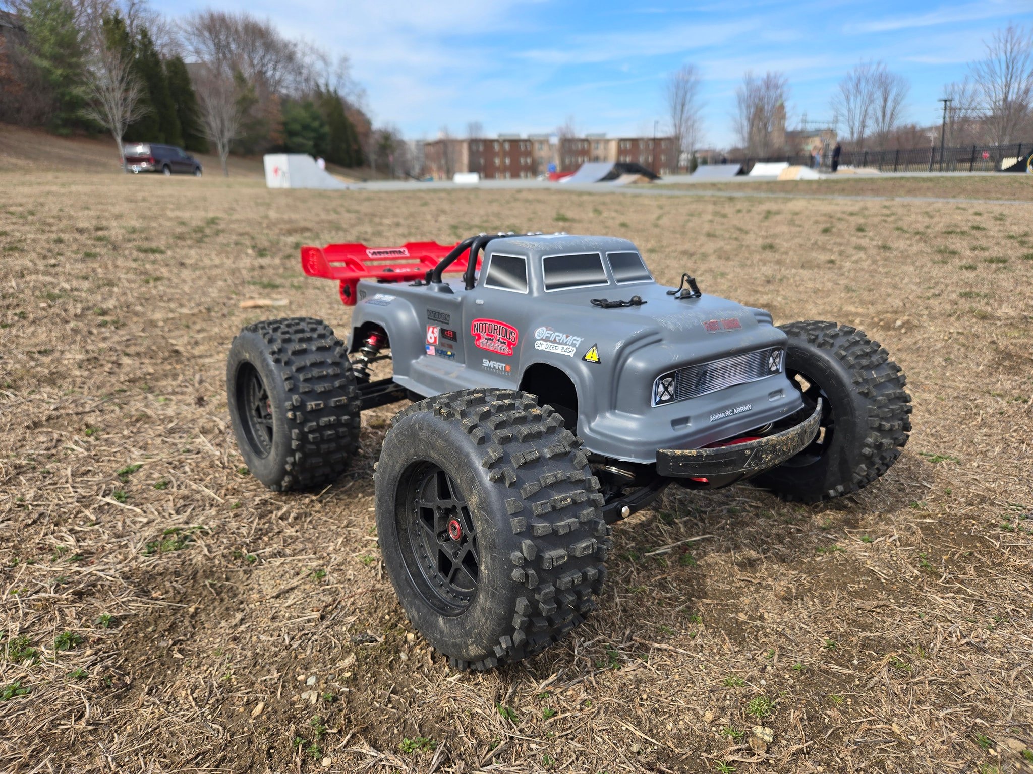 Arrma v5 Notorious review after upgrade with Garage Life parts