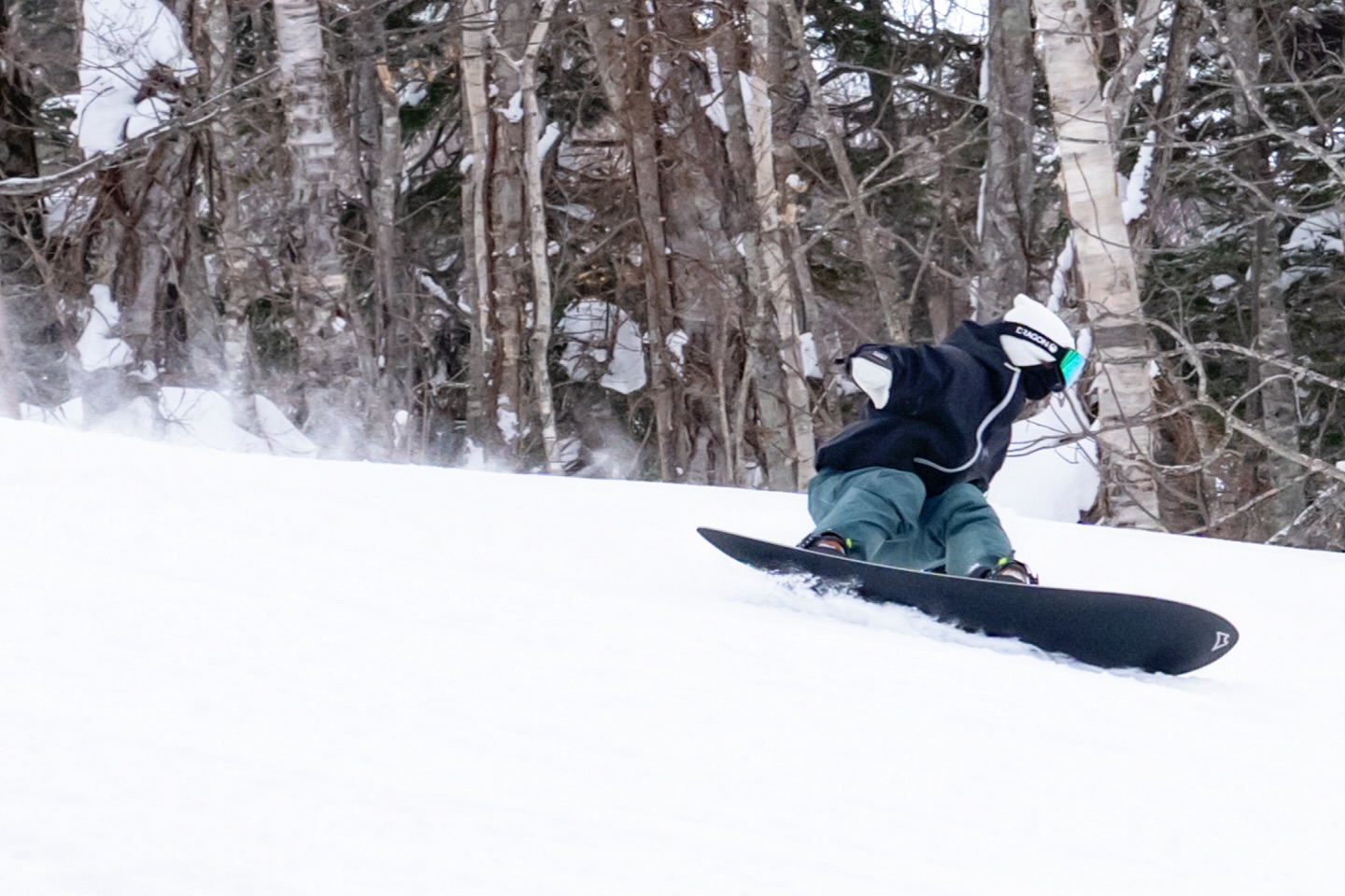high speed carving with a flexible fish tail. Rider : @108saorin 