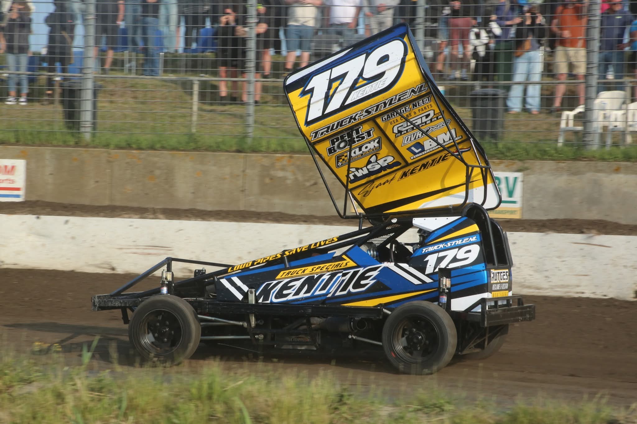 Stockcar - Deze week op de omslagfoto van stockcar racing fans: H179 ...
