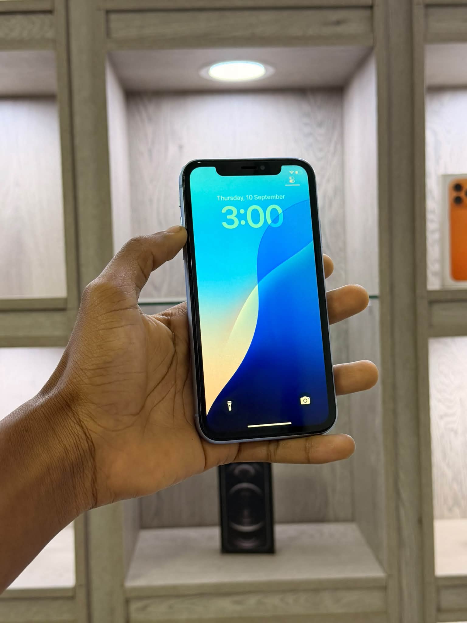🚨Give away! -iPhone XR 128GB K3500Only Face ID ✓ Swaps allowed