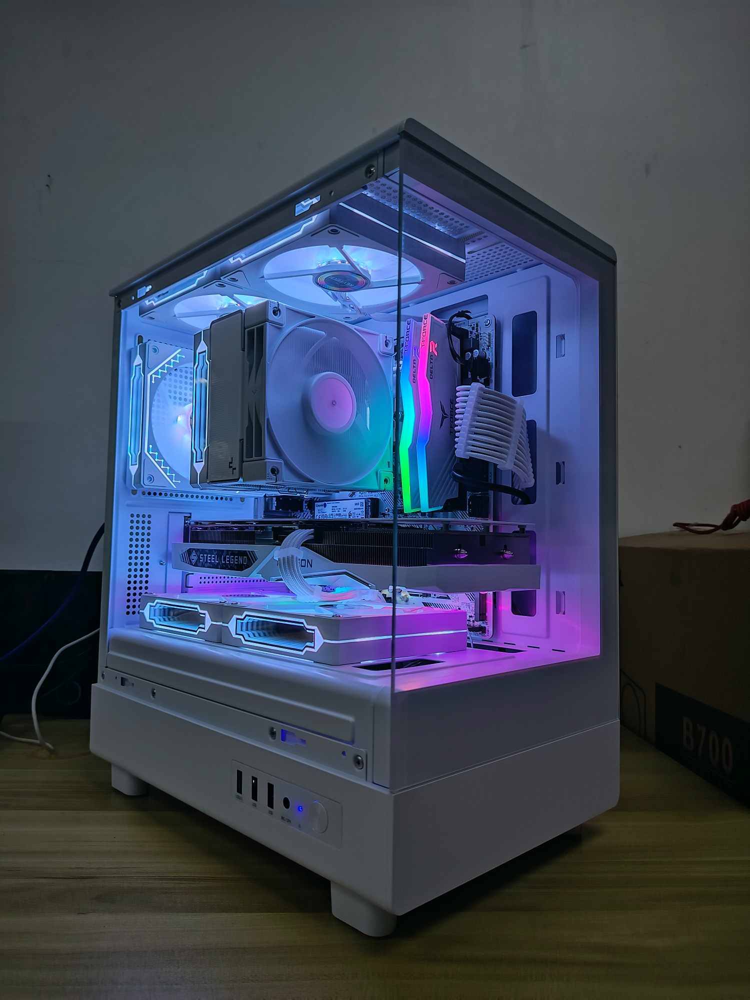 White Build 🤍 AMD Ryzen 5 5600 Asrock B550M PRO SE Deepcool AK400