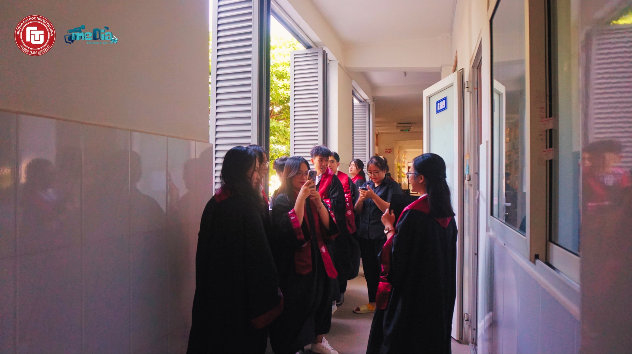 🥰“K59 ƠI, CÁC BẠN CHỤP ẢNH CHÂN... - FTU2 - Quản lý đào tạo