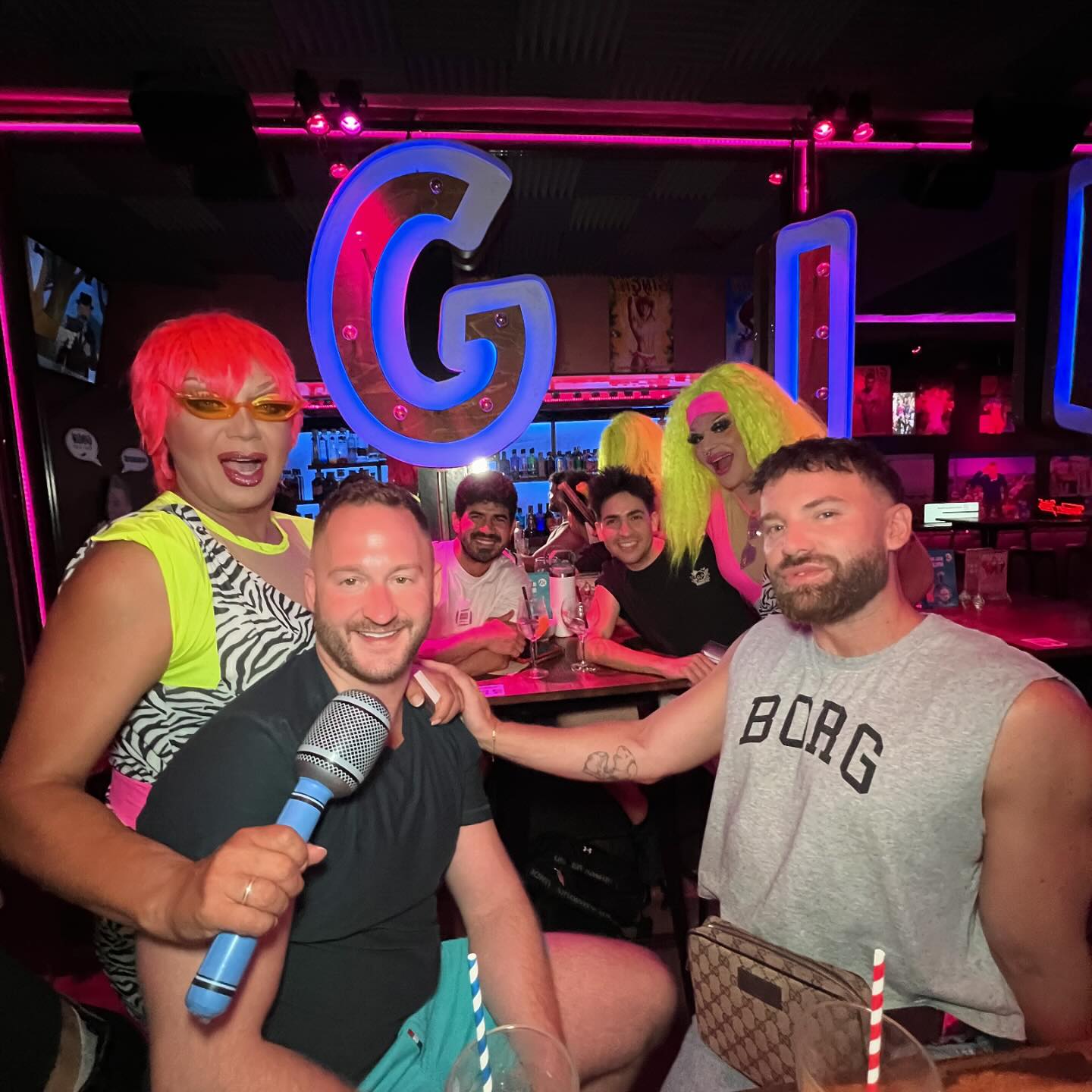 GinGin Gay Queer Bar