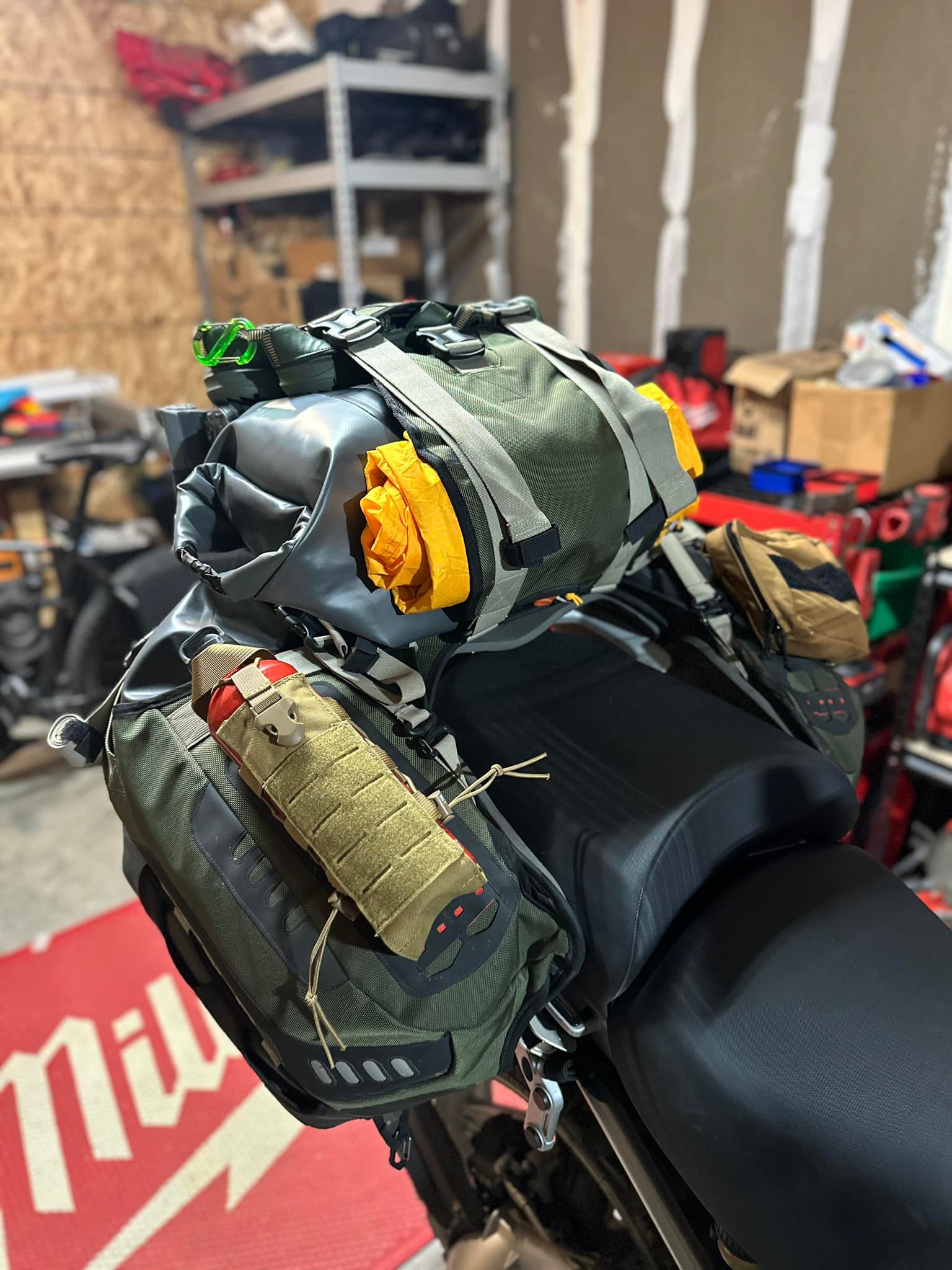 Mosko Moto Stinger 8 tailbag for long rides