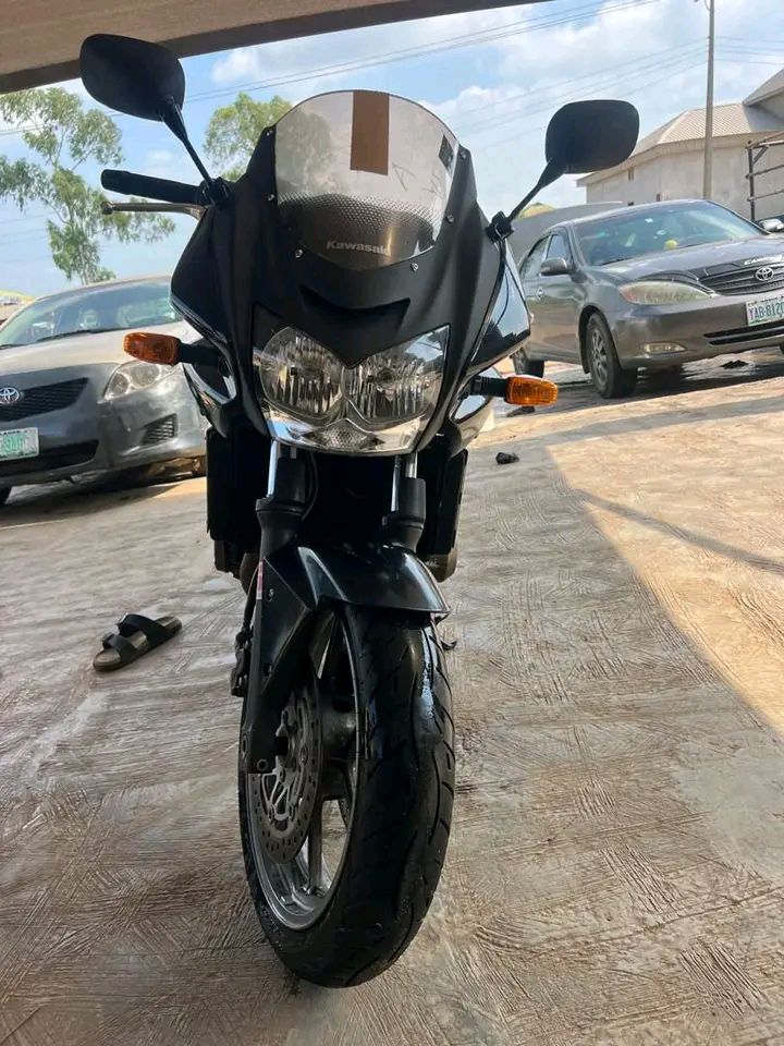 Kawasaki Z750s motorcycle for sale
