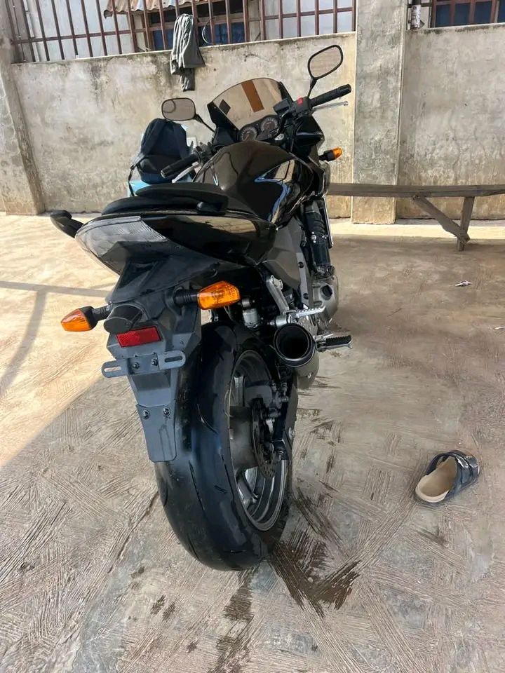Kawasaki Z750s motorcycle for sale