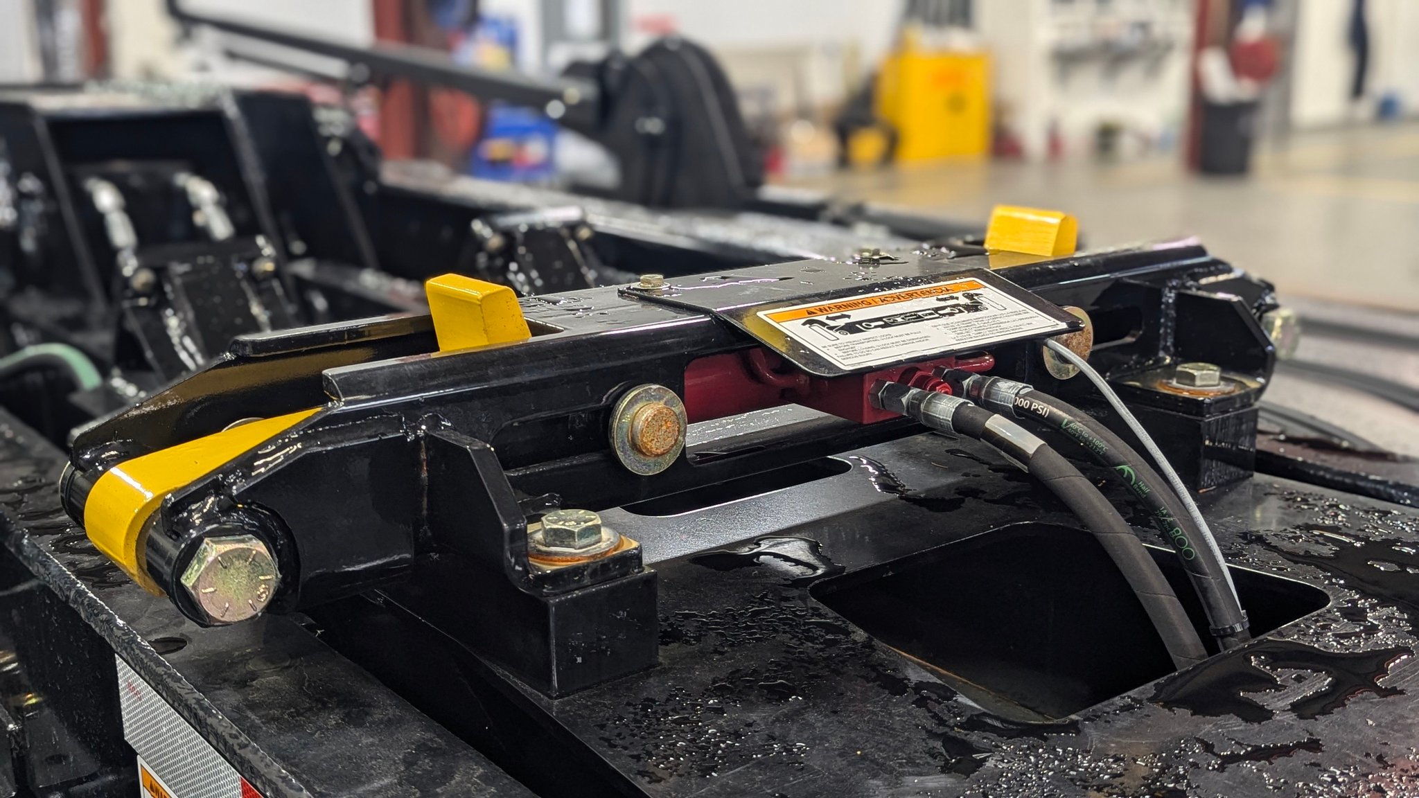 Hooklift Buyers and Sellers USA | What do you guys think of the ...