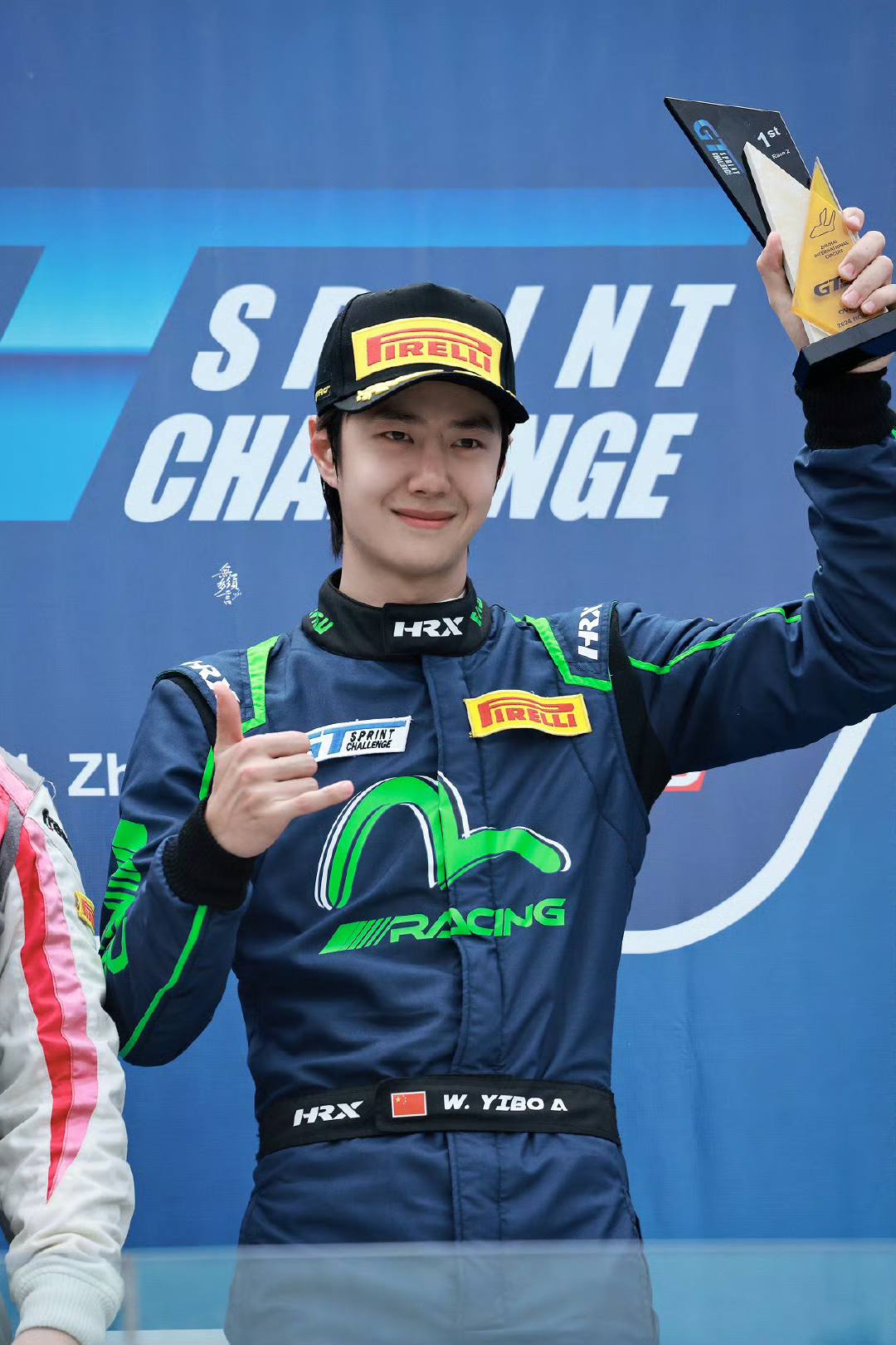 Champion 85! 🏆 📸@無須多言·王一博| YIBO85 GT3 RACING DEBUT