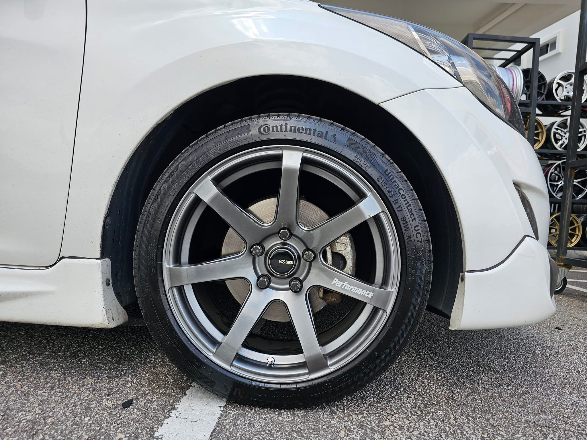 17 Inch New Sport Rim Enkei PF07 Hyper Black With Tyre 215/45R17 