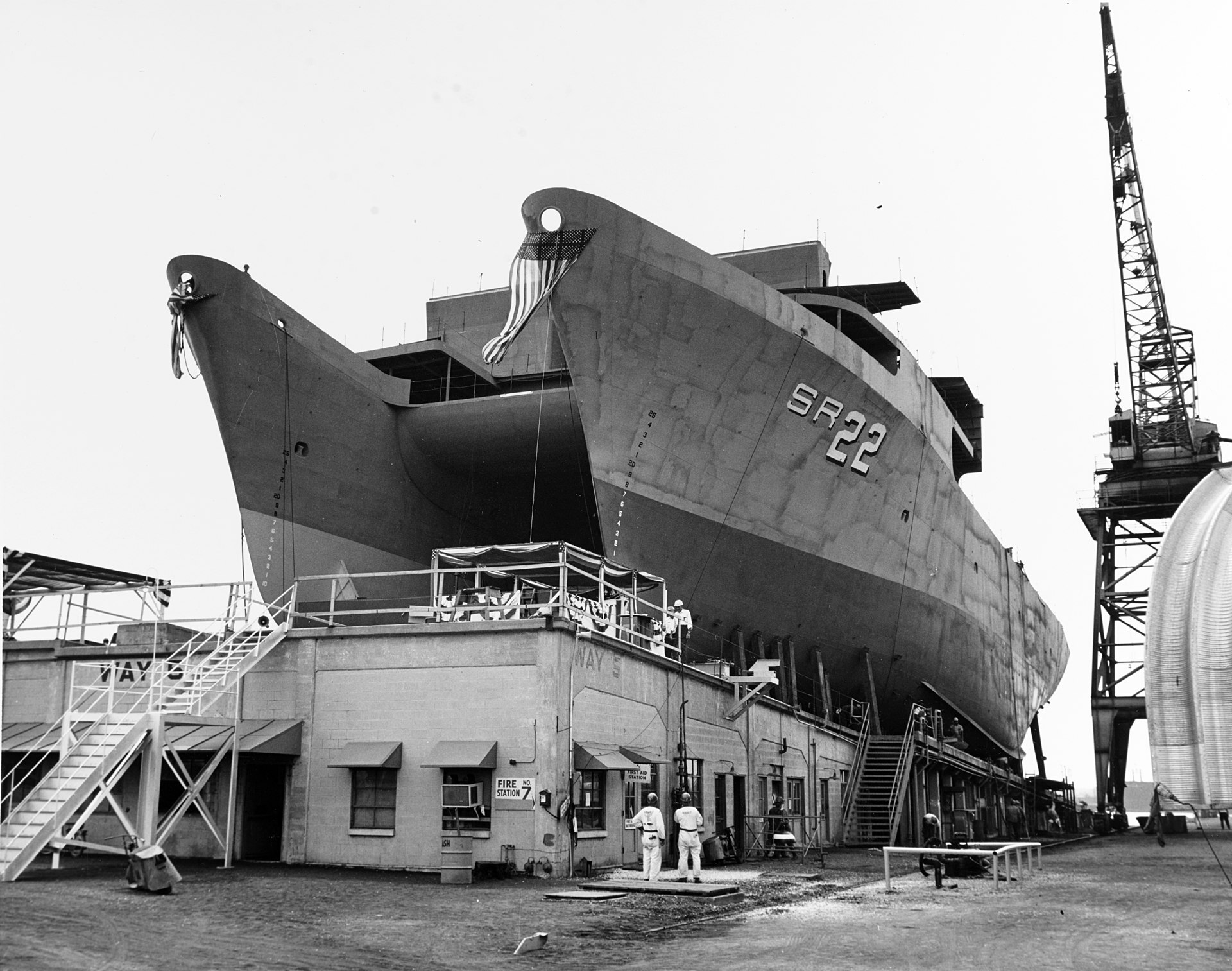 I Love Warships - The U.S. Navy submarine rescue ship USS Ortolan (ASR ...
