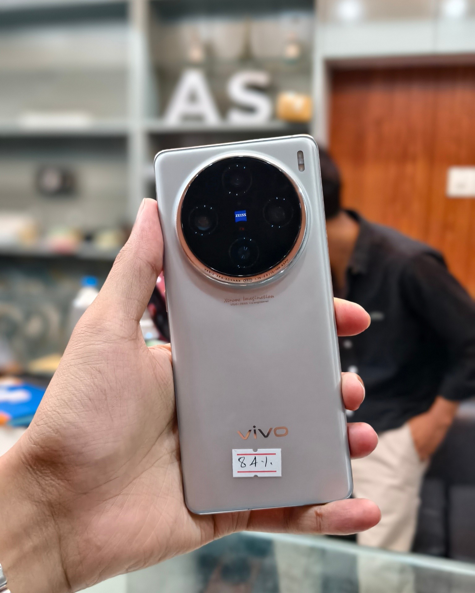 VIVO X100s Pro 16+512GB ホワイト SIMフリー 🔥 VIVO X100S PRO 🔥 📱 16GB RAM | 512GB Storage 💰 Only 51,999