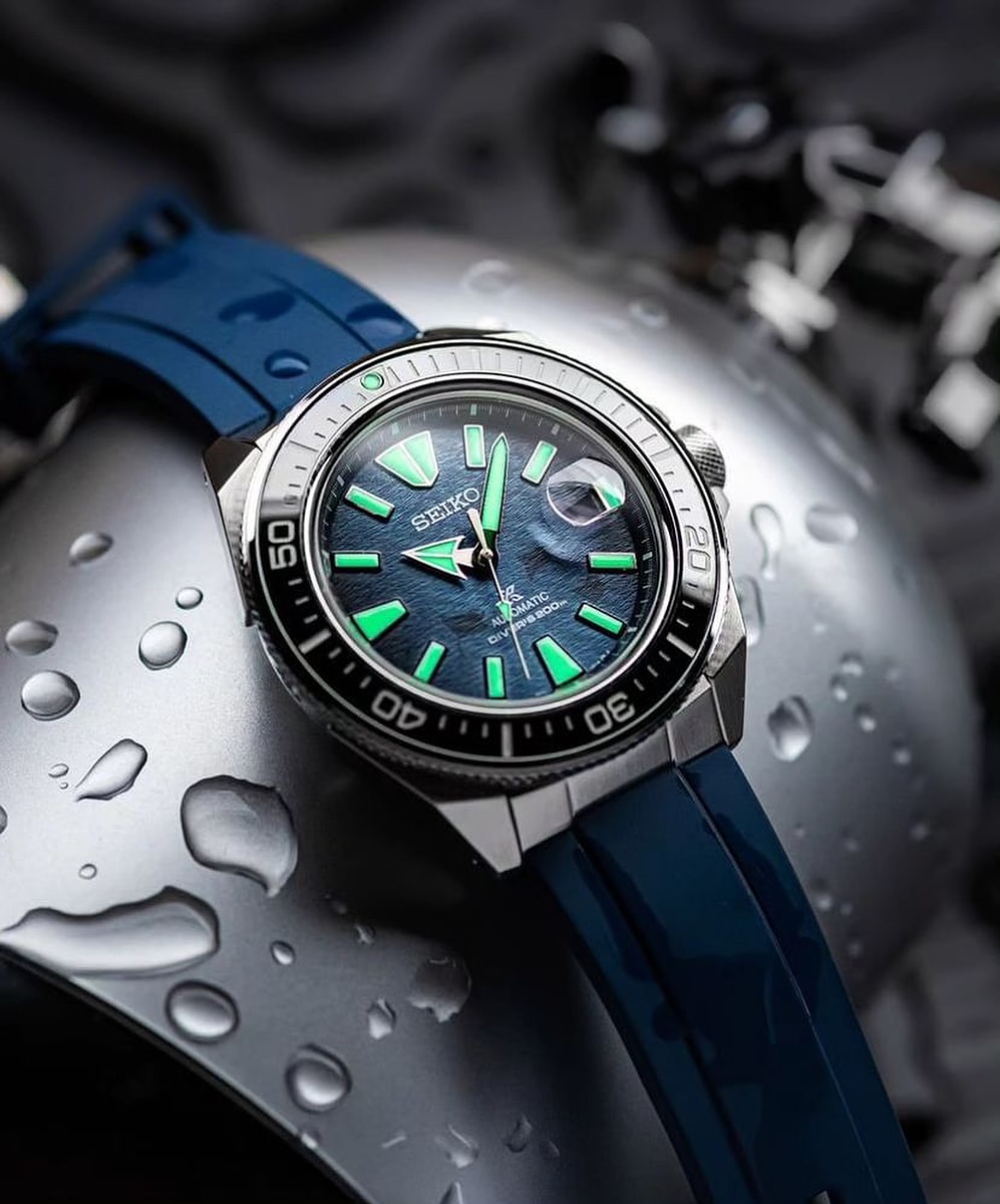 Clockwork - #fridaynightlumeshot featuring the Samurai Dark Manta 