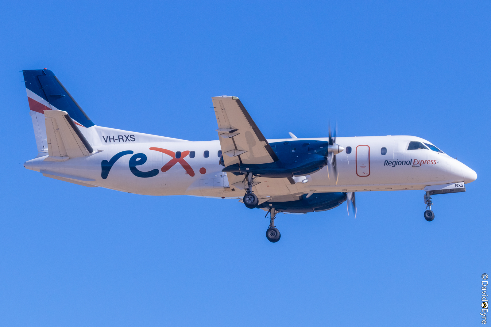 Rex Airlines Saab 340B ( VH-ZXF ) operating as ZL6518 arriving on