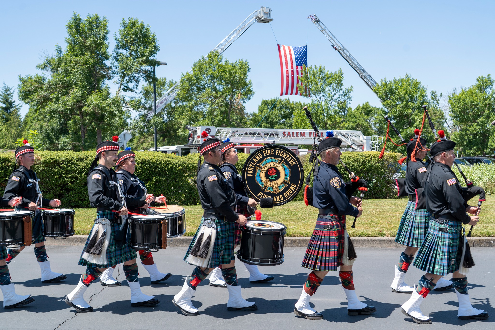 DPSST - Members of the Portland Fire Fighters Pipes and Drums process ...