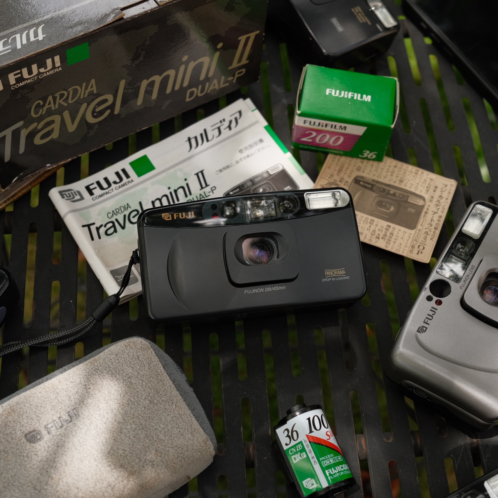 Fuji Cardia Travel Mini Dual P autofocus film camera