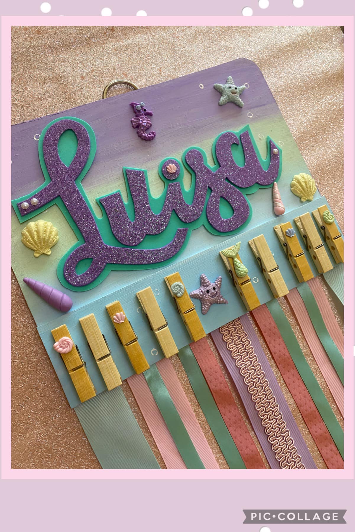 Diseño de Porta moños 🎀 para lucir... - Moños preciosos Rous