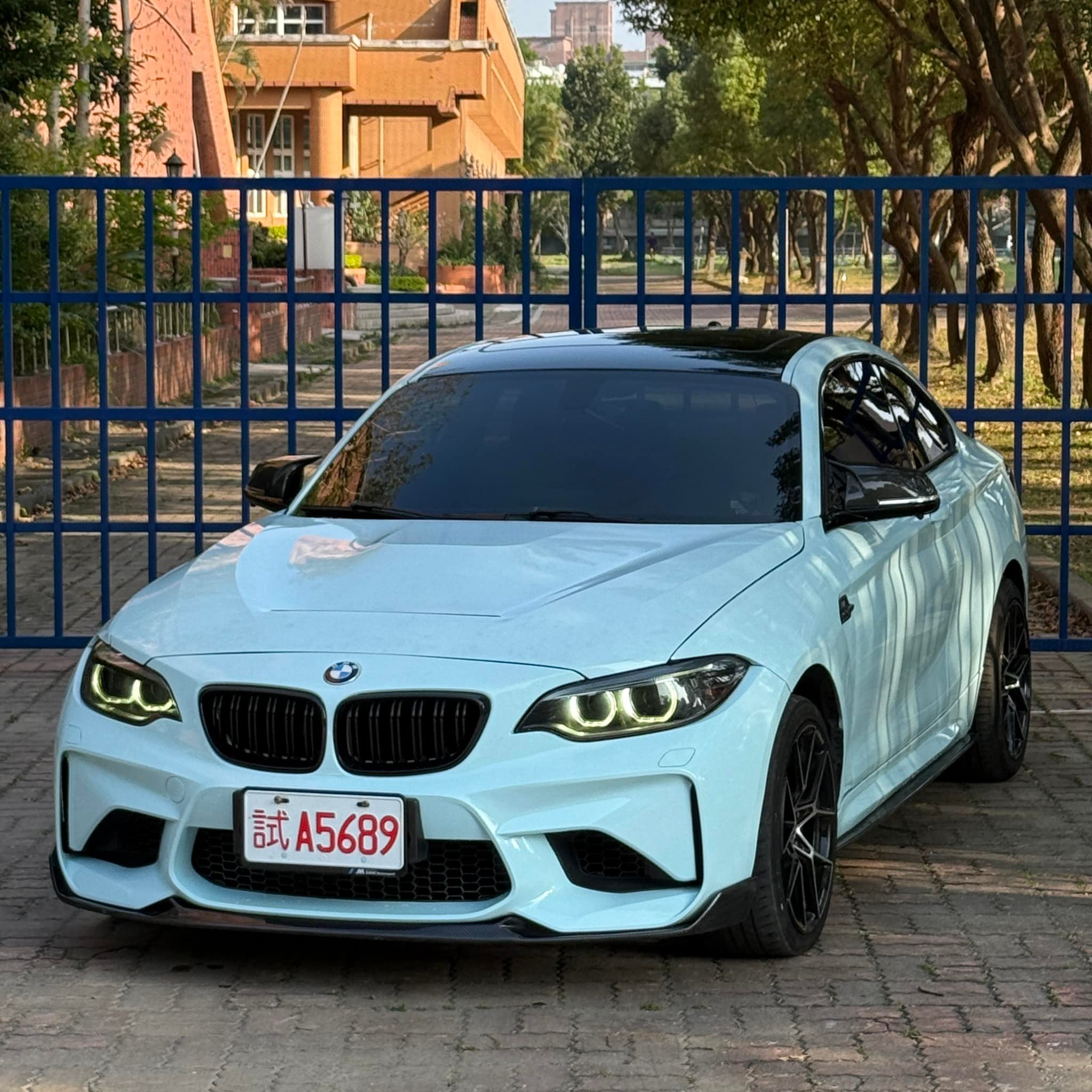 宸家汽車《你的汽車保母》 - 人送外號小M2 ️ 2015年出廠 BMW F22 235 Coupe 總代理... | Facebook